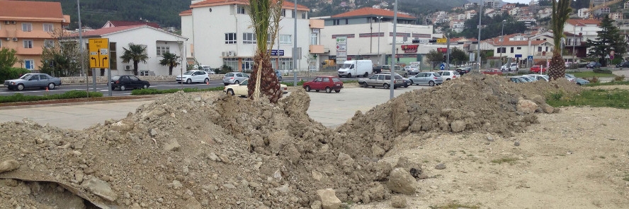 Na parkingu u Strožancu manifestacije ubuduće bez agregata