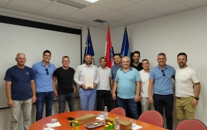 Načelnik Općine Podstrana gosp. Mijo Dropuljić danas je u općinskoj vijećnici primio pobjednike 26. Torcida kupa, MNK Podstrana.