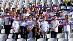 Danas je Bijele na Poljud došla podržati posebna grupa malih navijača