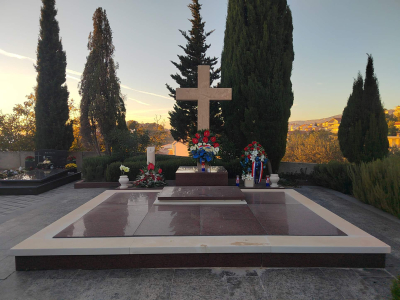 Položeni vijenci u spomen na žrtvu Vukovara i Škabrnje