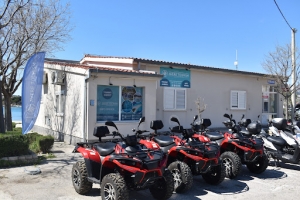 Prilika! Turistička agencija u Podstrani traži više djelatnica/djelatnika