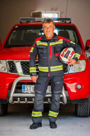 Nikola Bakota, vatrogasni zapovjednik iz Podstrane: I nakon 39 godina, još uvijek mi srce zakuca jače kad krenemo u intervenciju. Jednostavno, volim biti vatrogasac i pomagati drugima!