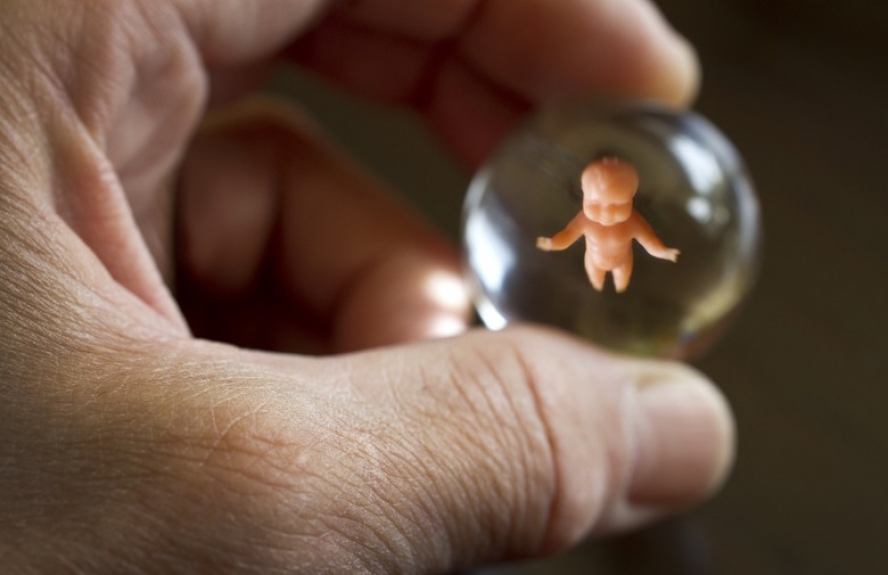 Prije pobačaja trudnice bi morale ići na savjetovanje