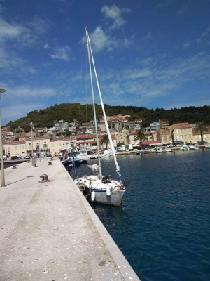 Nestala jedrilica iz lučice Strožanac