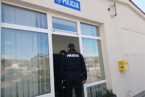 Policijski službenik savjetnik za sigurnost svake srijede u Podstrani